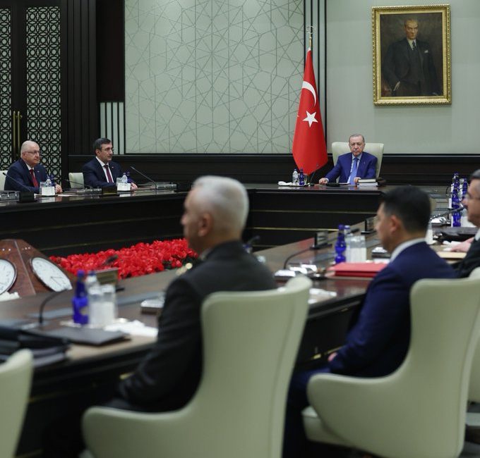 Geçiş yapacak olursak, seyahat sektöründe ise alternatif tatil rotaları popülerlik