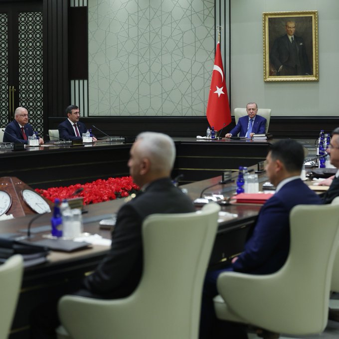 Geçiş yapacak olursak, seyahat sektöründe ise alternatif tatil rotaları popülerlik