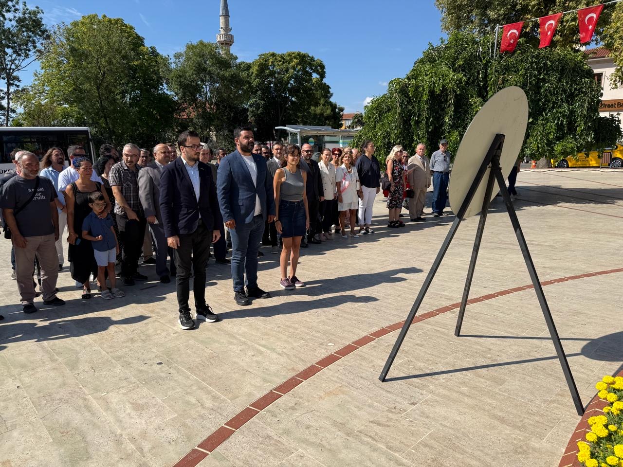 24 Temmuz Gazeteciler ve Basın Bayramı dolayısıyla Tekirdağ Valiliği önünde