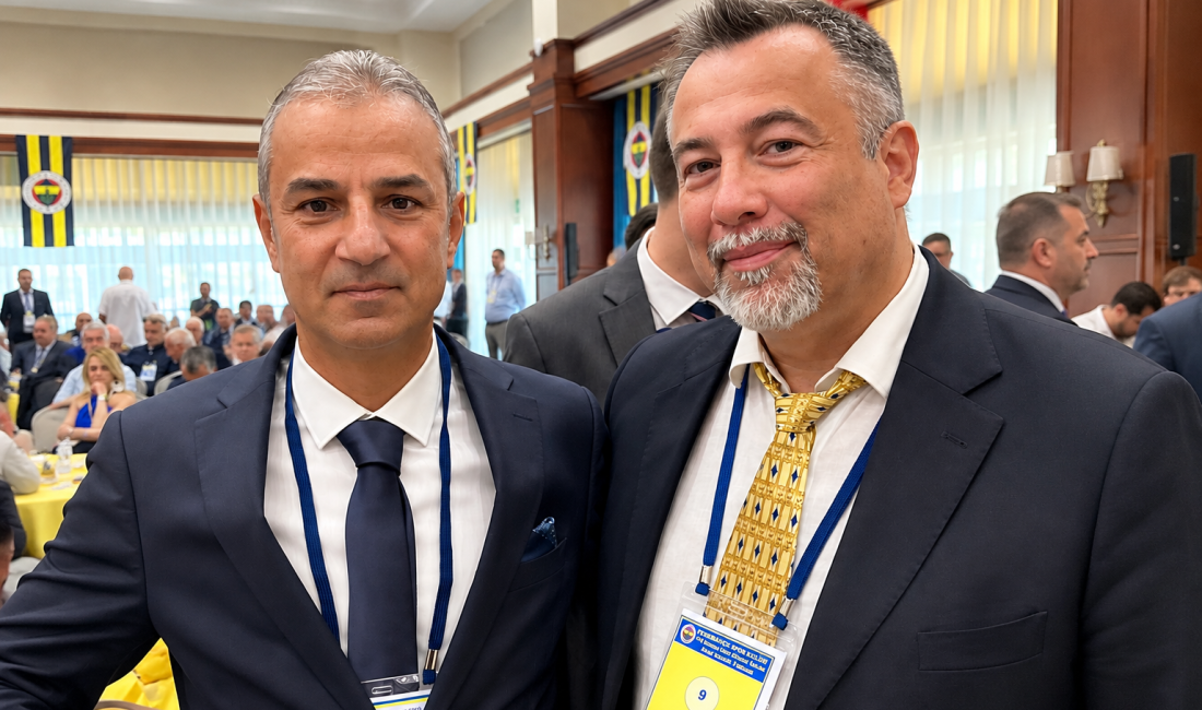 Fenerbahçe Futbol Direktörü Oğuz Çetin, Can Bartu Tesisleri’nden ayrıldı. İsmail