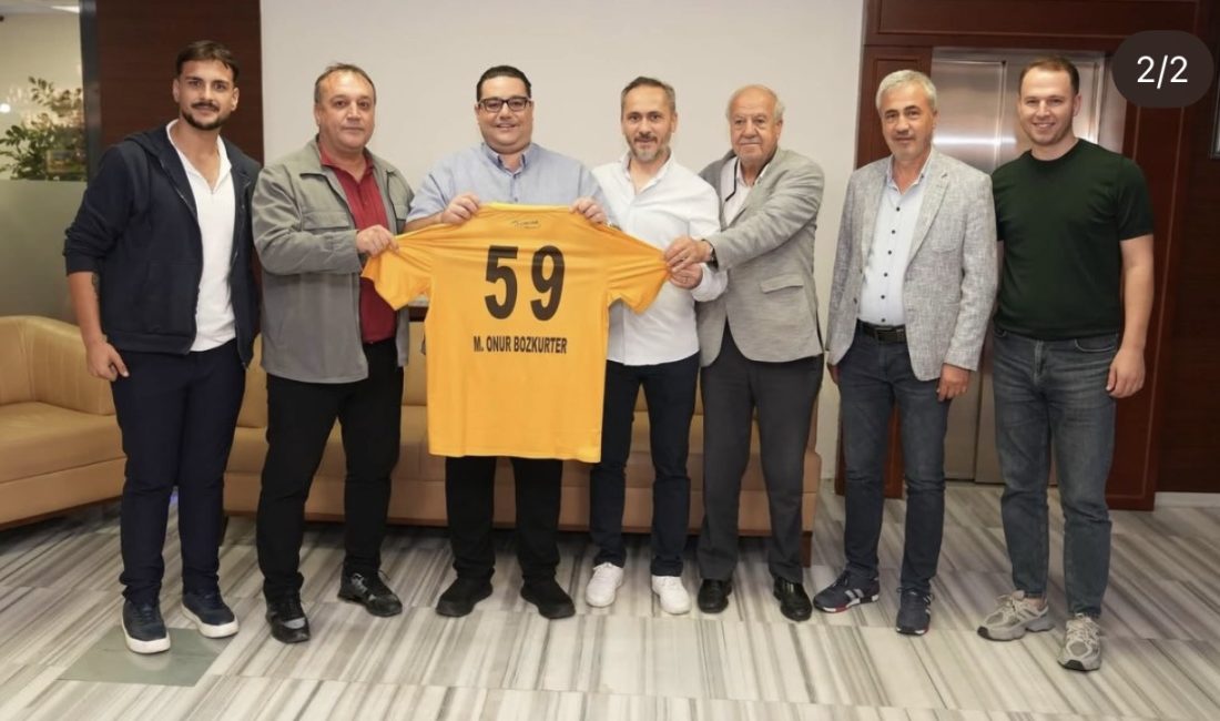 Çantaköyspor yönetimi, merhum Sami Albayrak’ın vefatı nedeniyle Marmaraereğlisi Belediye Başkanı