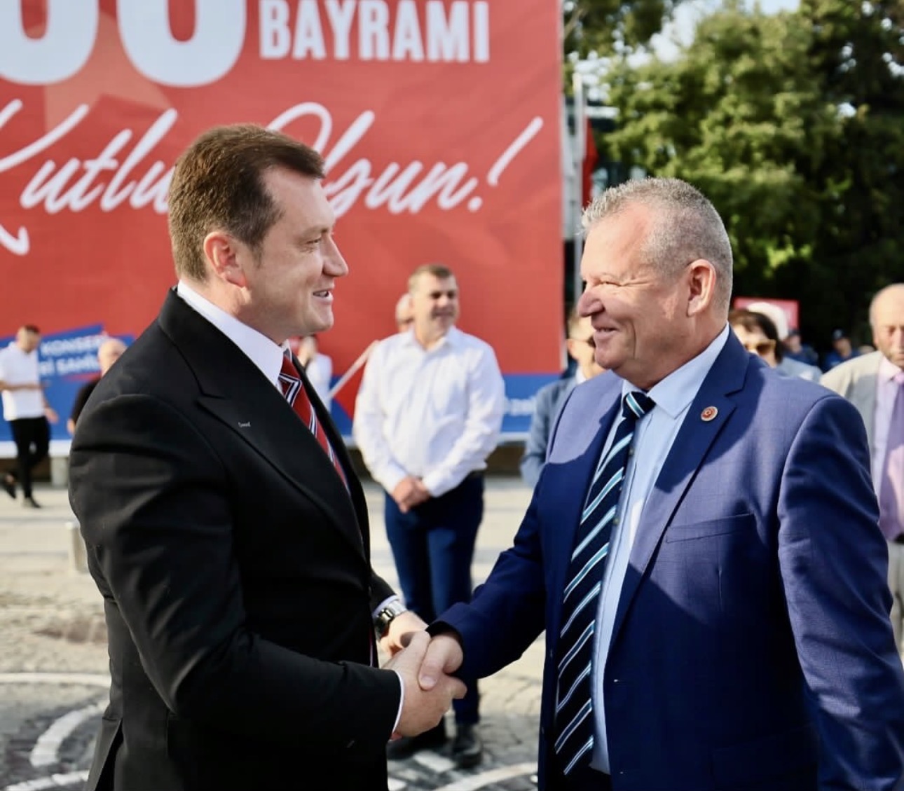 CHP Silivri İlçe Başkanı Önder Çolak, partide yaşanan istifaların ardından
